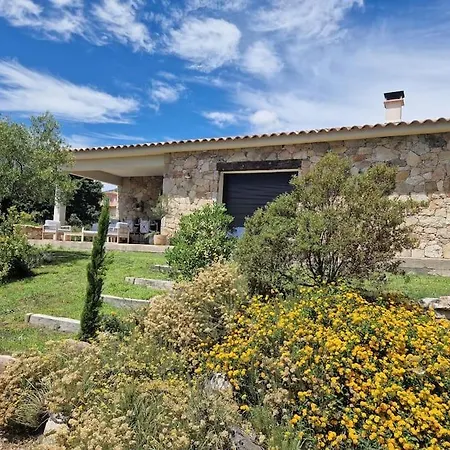 Maison Type Bergerie Proche Porto-vecchio *